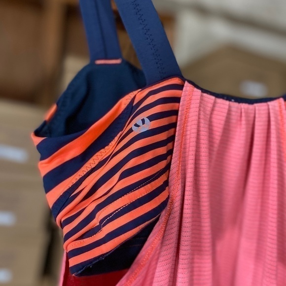 Lululemon Workout Tanks - Picture 4 of 5